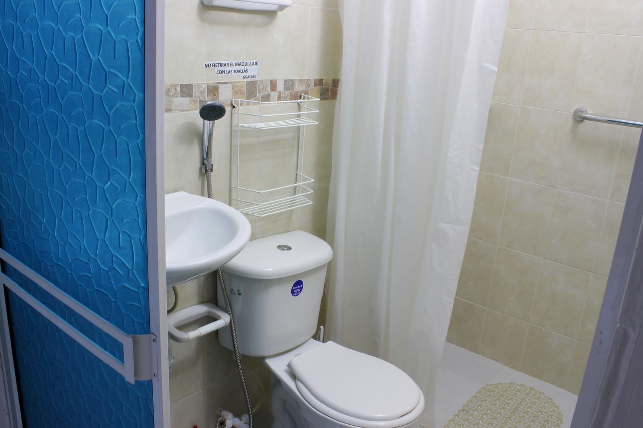 Hostal Tequendama Martha Santamaria Кали Екстериор снимка