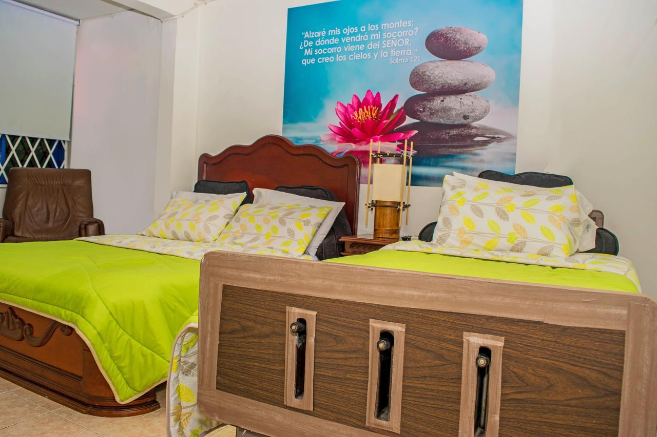Hostal Tequendama Martha Santamaria Кали Екстериор снимка