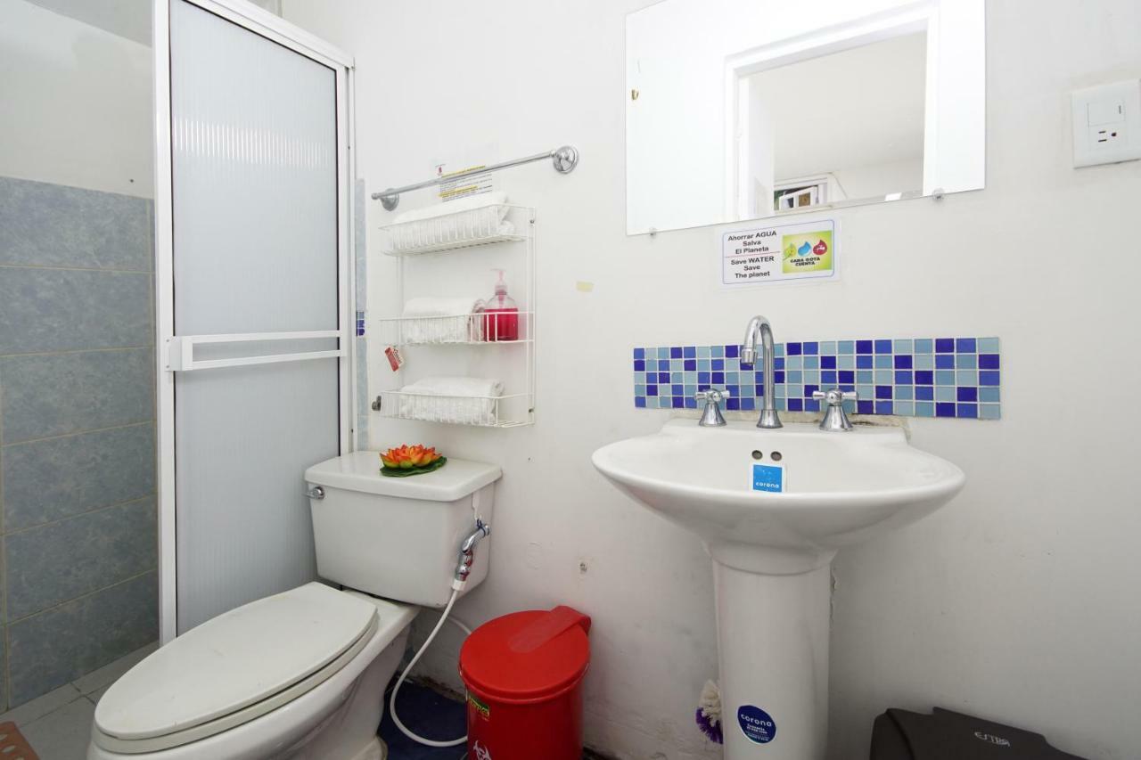 Hostal Tequendama Martha Santamaria Кали Екстериор снимка