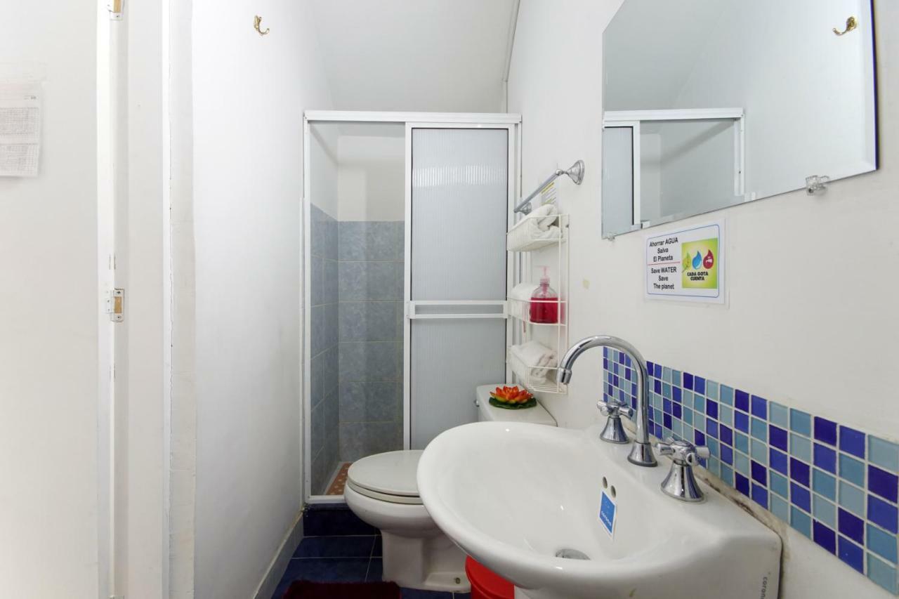 Hostal Tequendama Martha Santamaria Кали Екстериор снимка