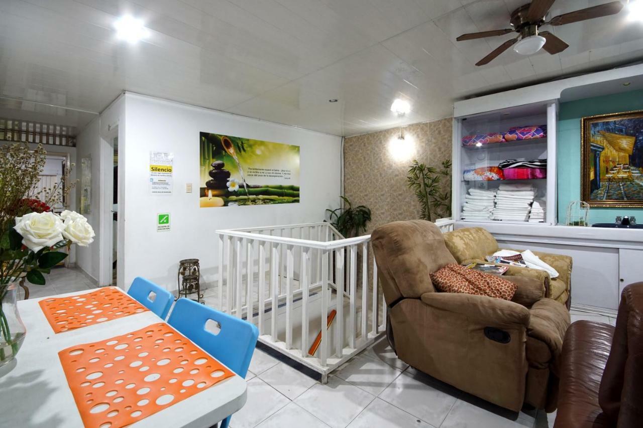 Hostal Tequendama Martha Santamaria Кали Екстериор снимка